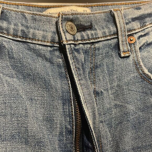 Abercrombie & Fitch Blue Cropped Jeans - Picture 7 of 11